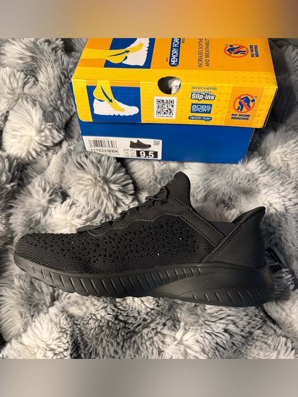 NIB Skechers Hands Free Slip-ins BOBS Sport Squad Bling Black Sneaker 9.5 $60